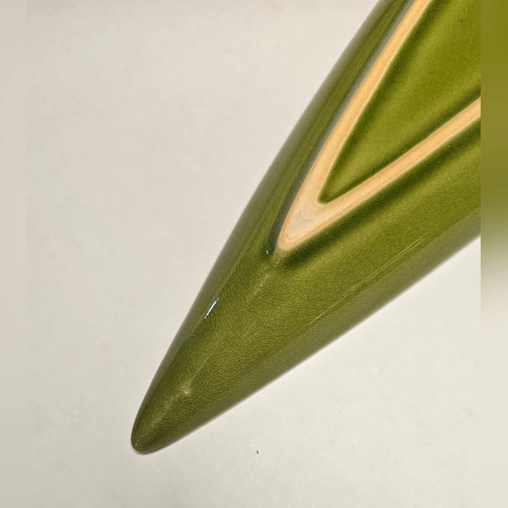 [PIER 1] (2) Vintage Olive/Charcuterie Serving Dishes 🍃🌶 Leaf/Chili Shape